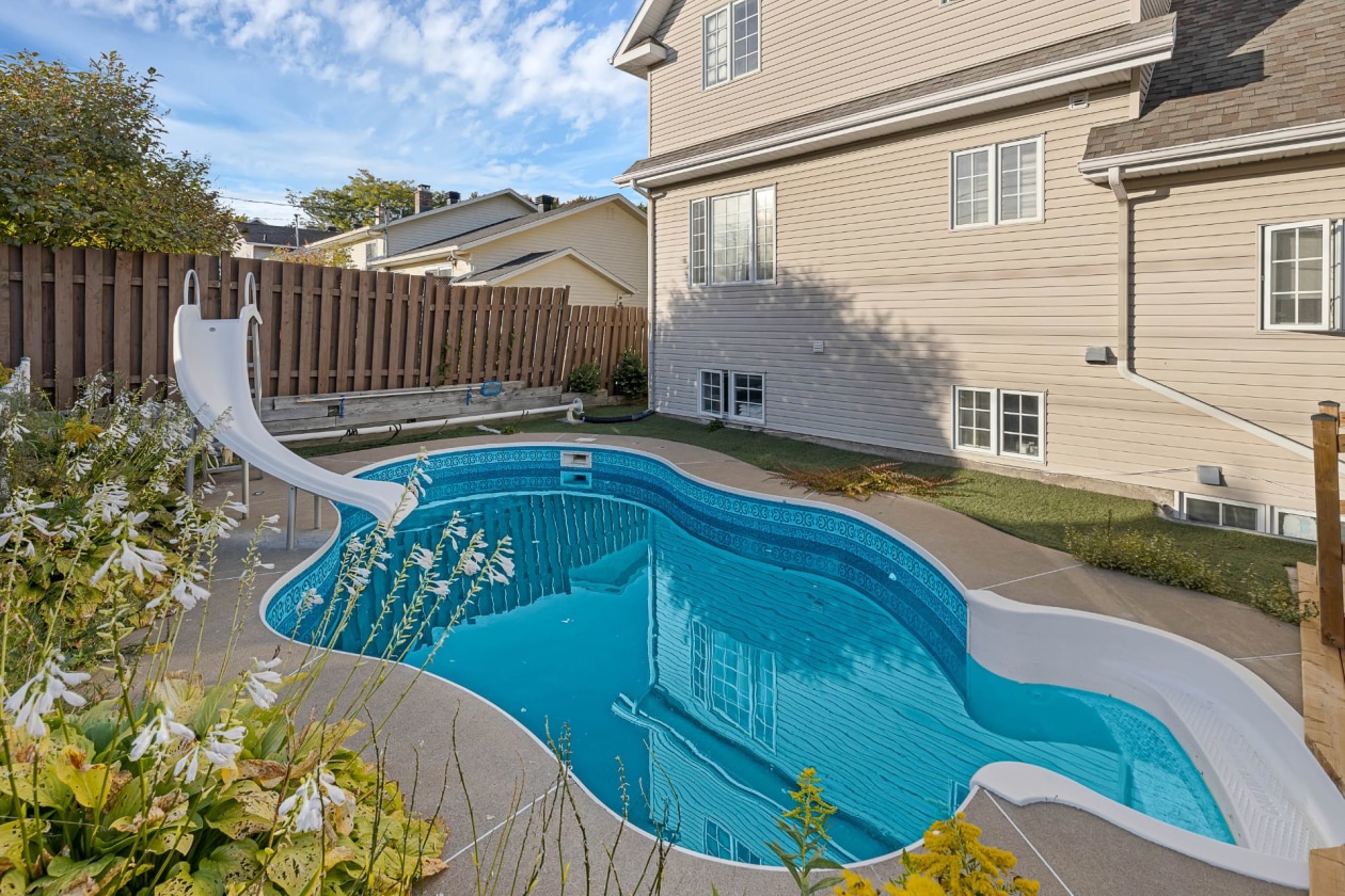 Piscine — 3445 Rue Lefort, Trois-Rivières