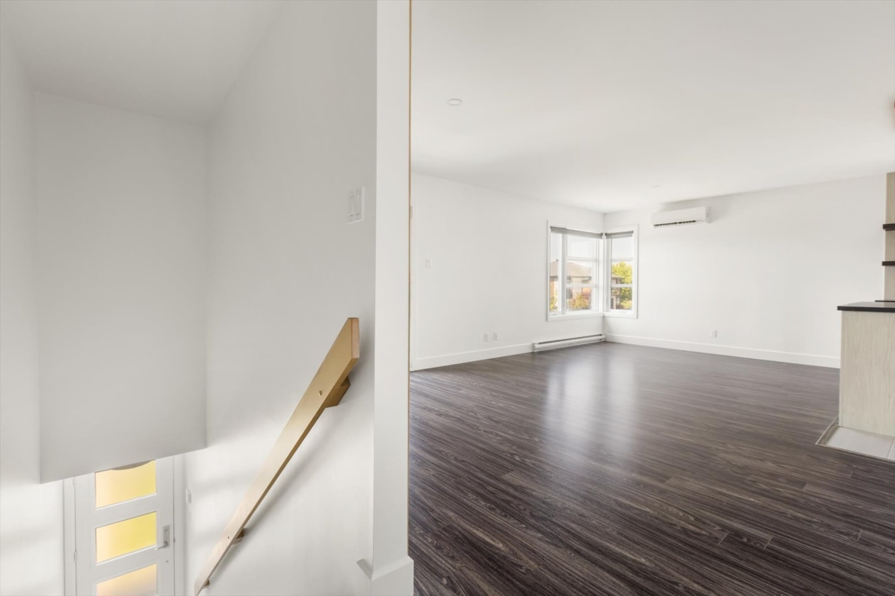 Salon — 1394 Rue Pierre-Launière, Trois-Rivières