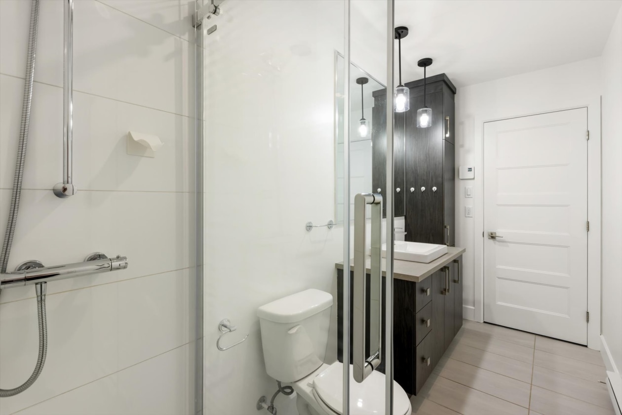 Salle de bains — 1394 Rue Pierre-Launière, Trois-Rivières