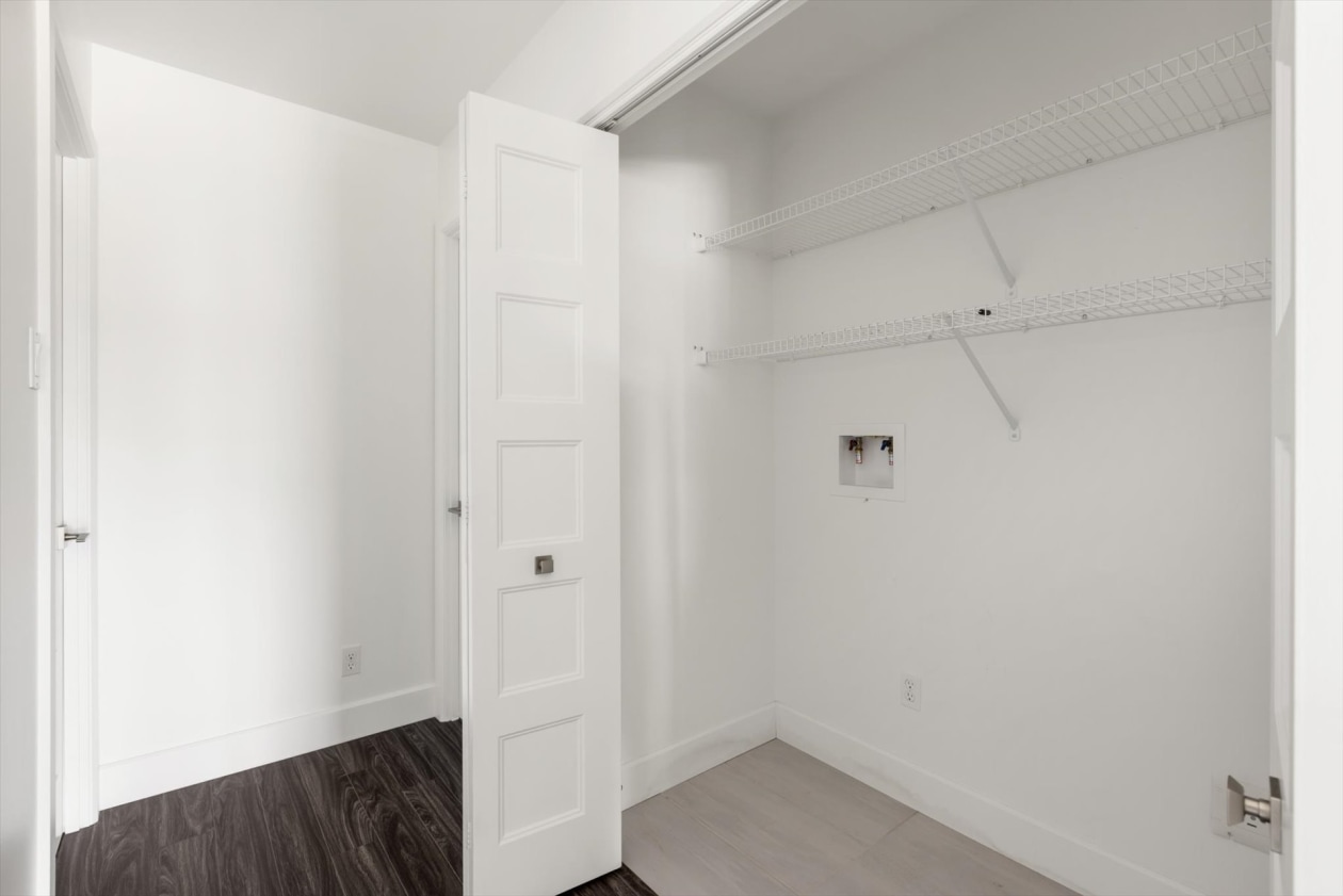 Salle de lavage — 1394 Rue Pierre-Launière, Trois-Rivières