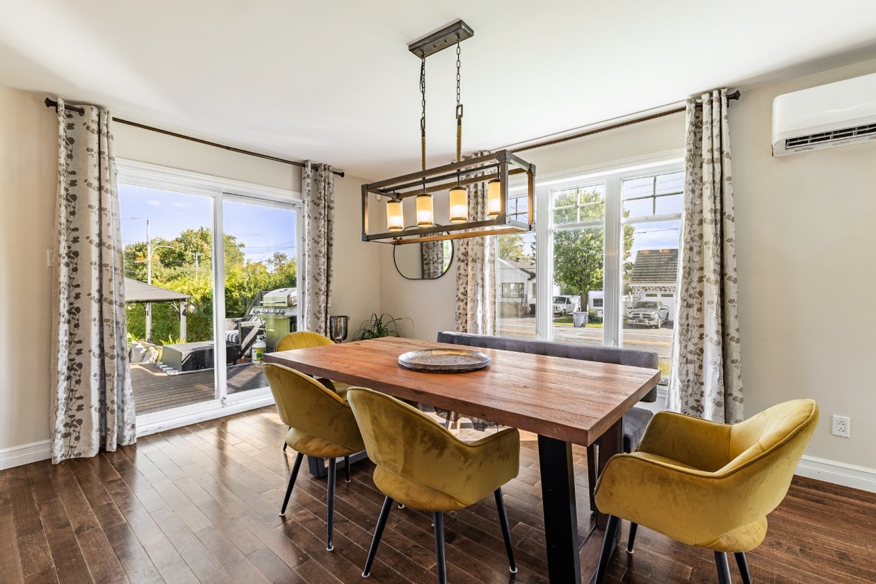 Salle à manger — 2095 Rue Richelieu, Saint-Marc-sur-Richelieu