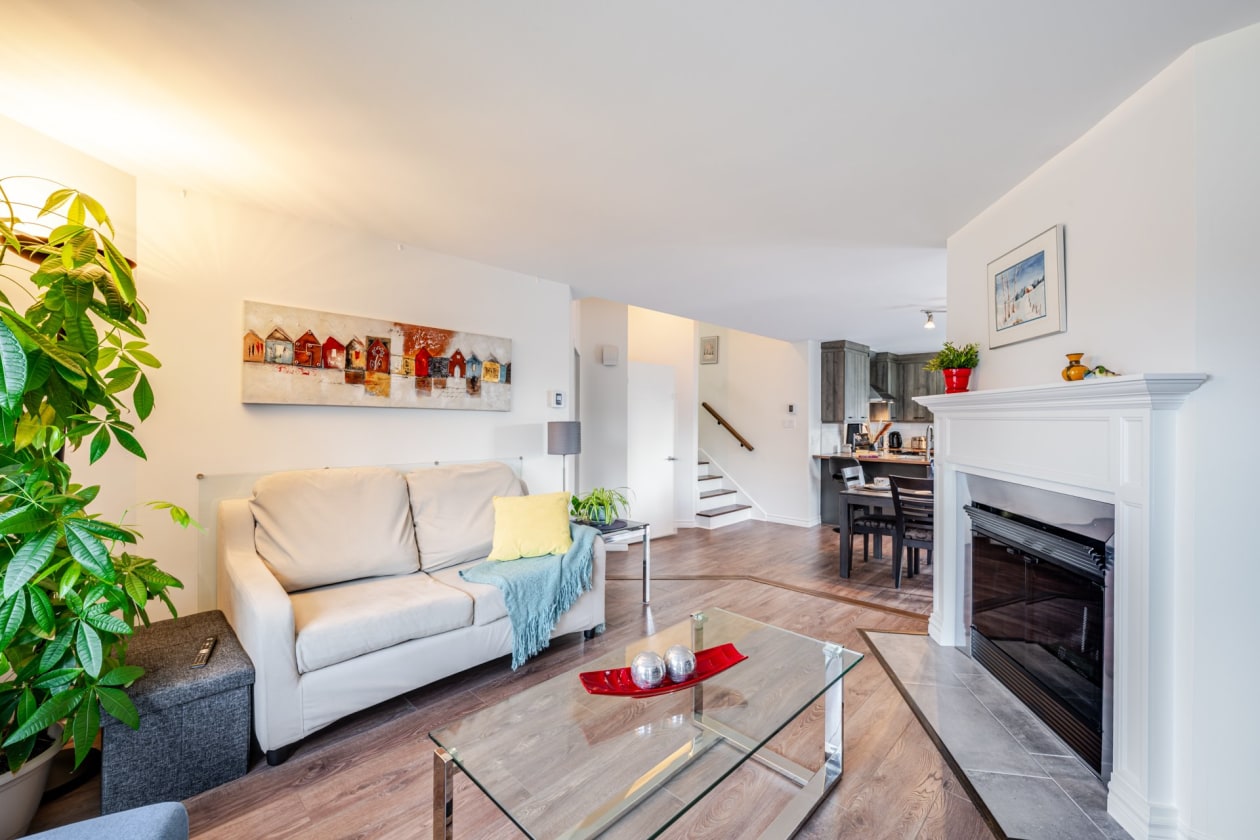 Salon — 85 Rue Beauchemin, La Prairie