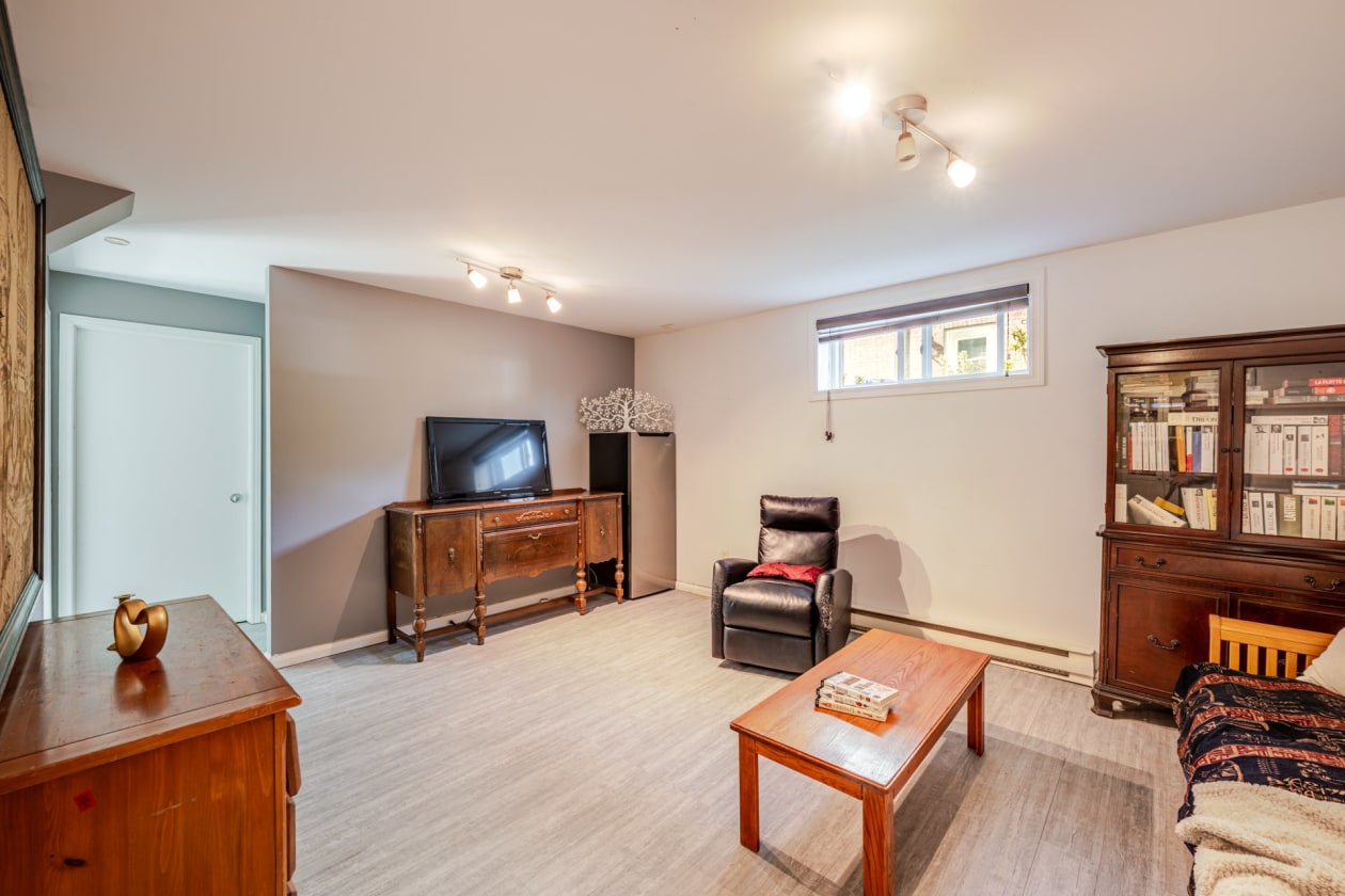 Salle familiale — 125 Rue Paradis, La Prairie