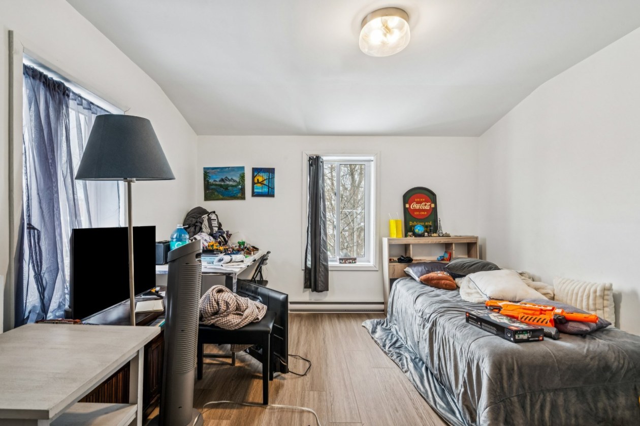 Chambre à coucher — 232 25e Avenue, Montréal