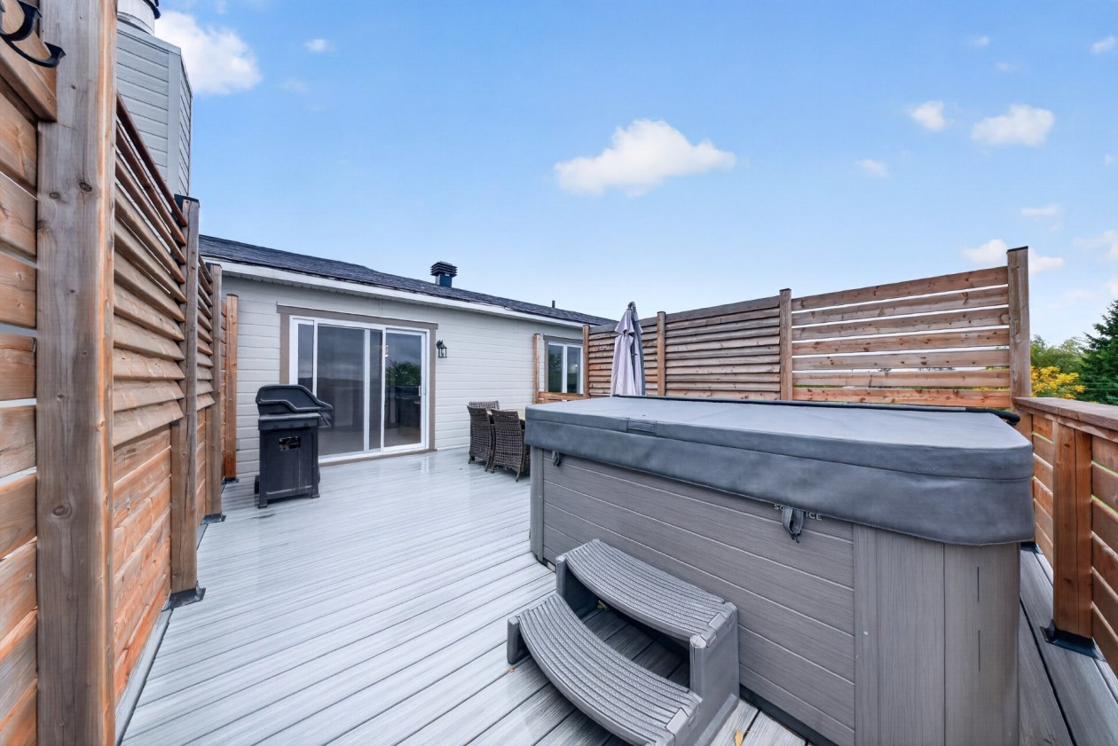 Extérieur — 312 Rue Principale, Lambton
