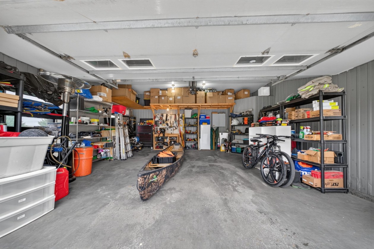 Garage — 312 Rue Principale, Lambton