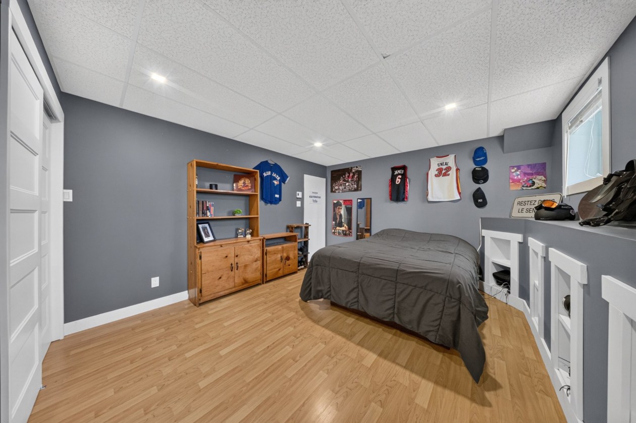 Chambre à coucher — 312 Rue Principale, Lambton