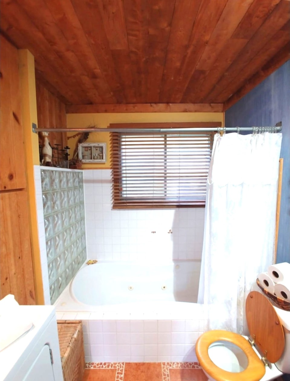 Salle de bains — 1300 Rg Sacacomie, Saint-Alexis-des-Monts