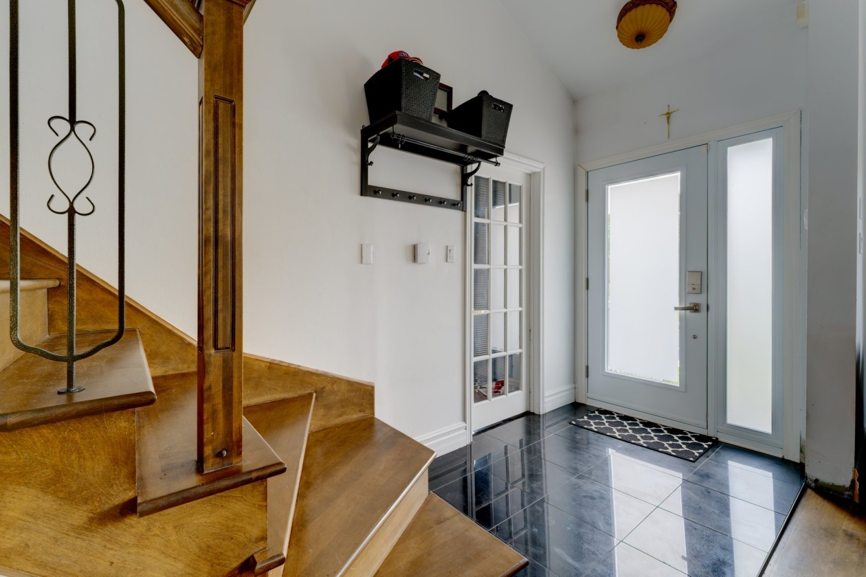 Hall d'entrée — 3337 Rue Ovila-Hamel, Longueuil