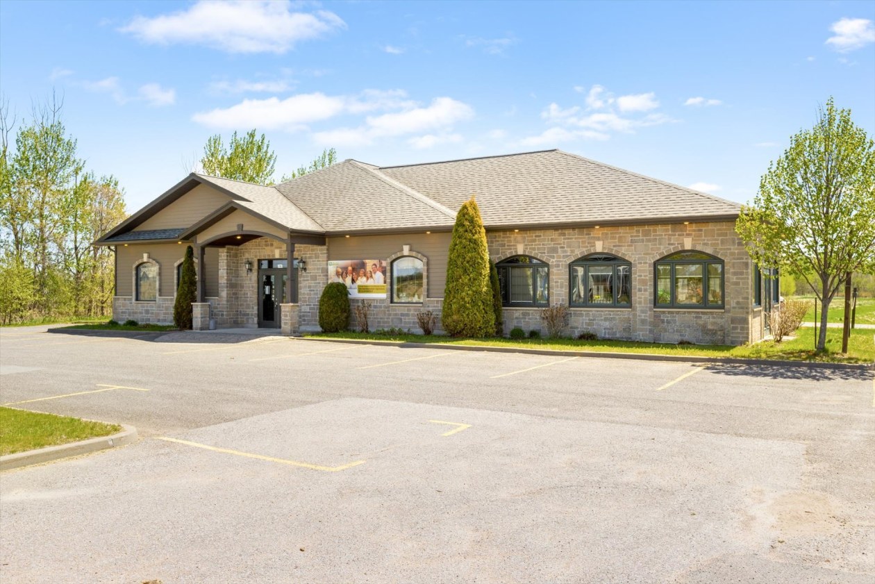 Façade — 745X Rue Principale, Sainte-Anne-de-la-Pérade