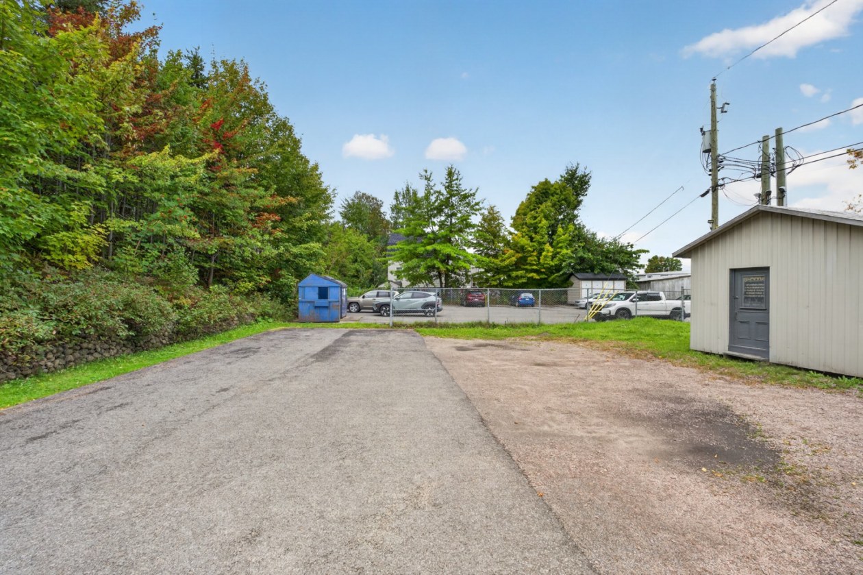 Face arrière — 318Z - 322Z Av. St-Jacques, Saint-Raymond