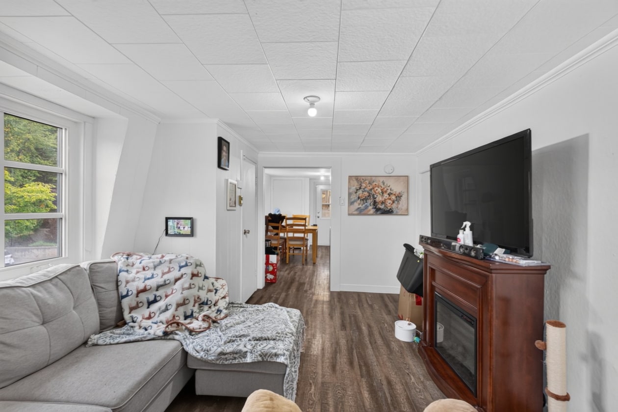 Logement — 318Z - 322Z Av. St-Jacques, Saint-Raymond