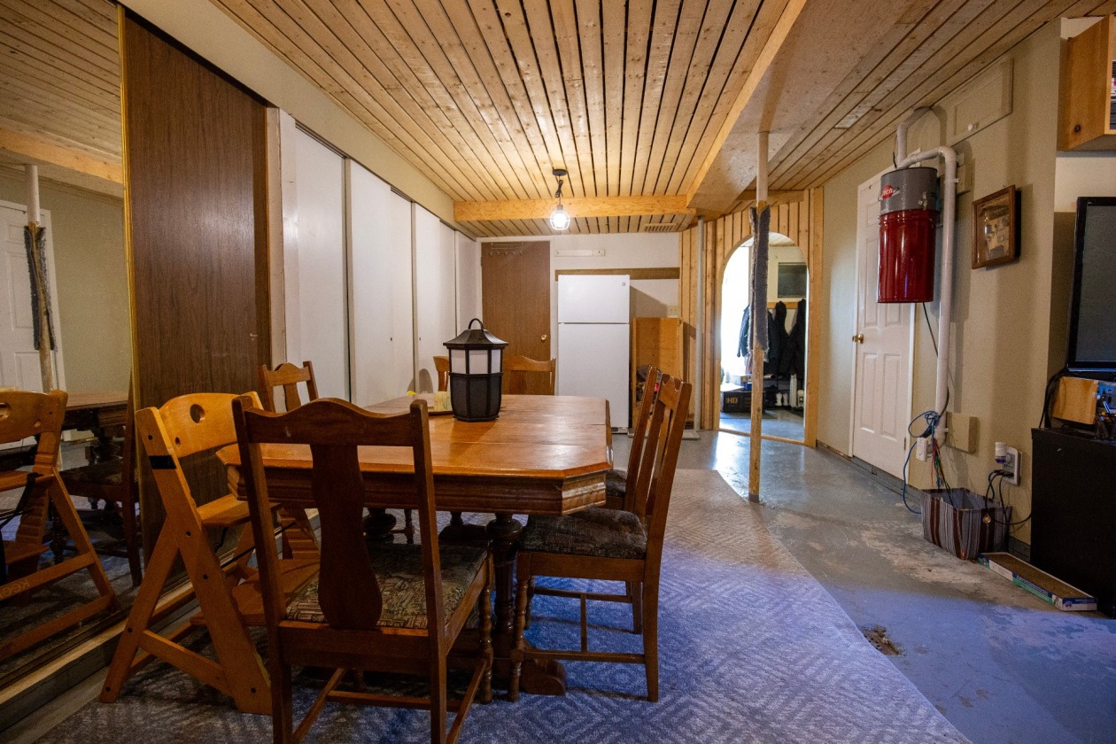 Salle familiale — 165 Rue Pierre-Bouliane, La Malbaie