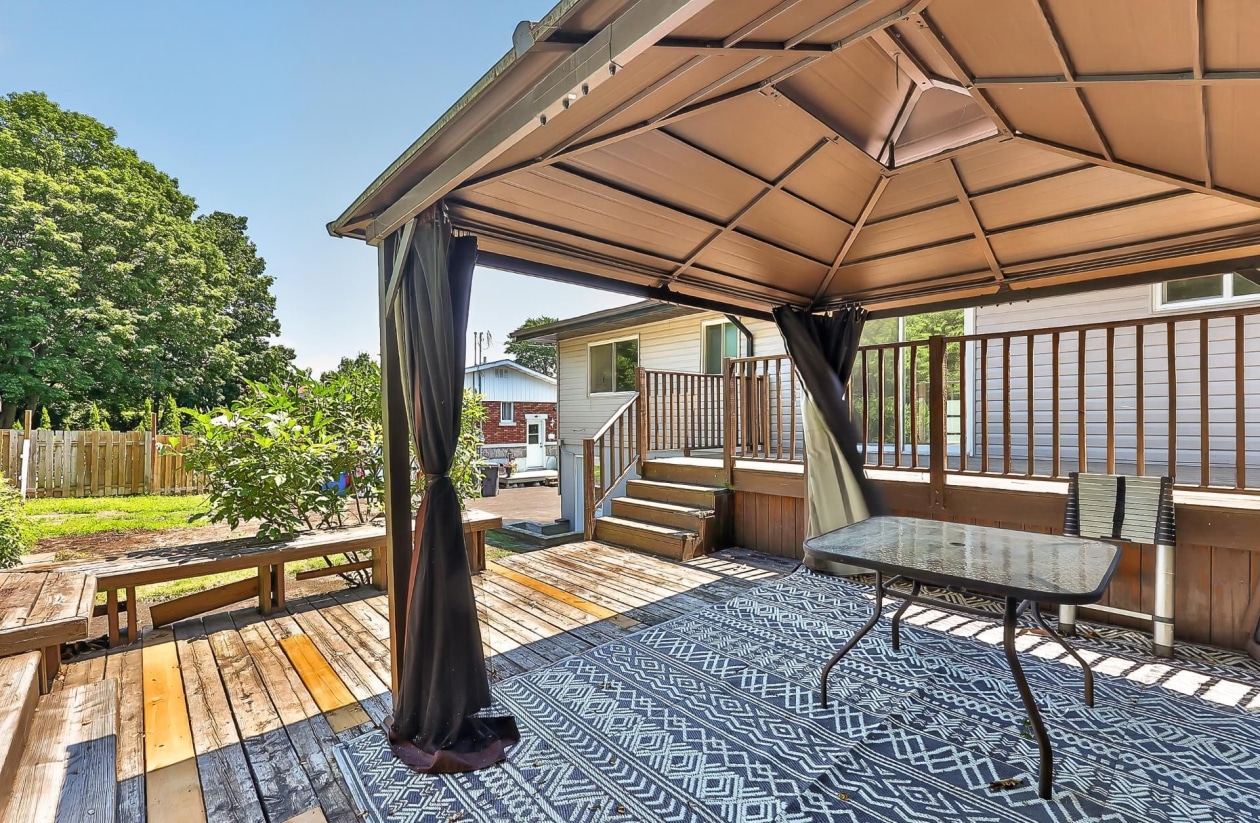 Terrasse — 697 Rue Bran, Saint-Jérôme