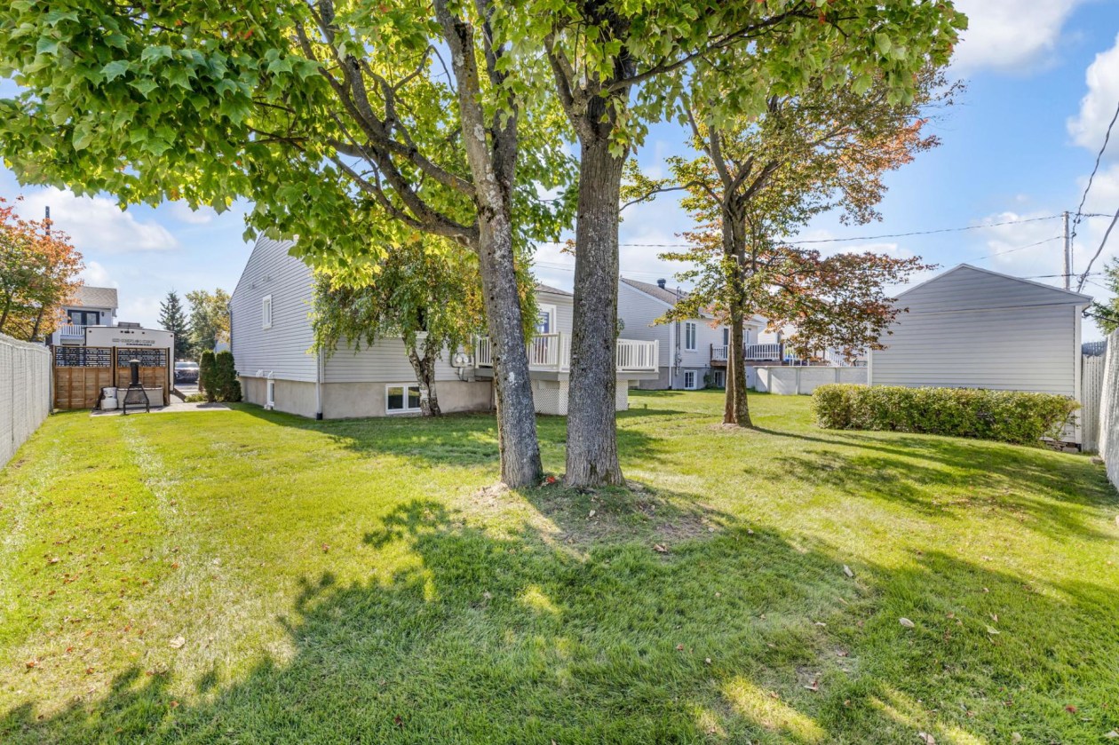 Cour — 601 - 603 Rue Anick, Québec