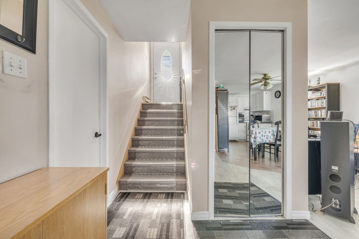 Hall d'entrée — 601 - 603 Rue Anick, Québec