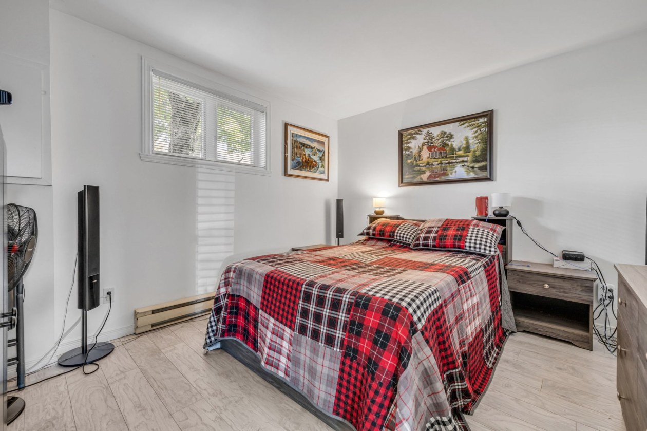 Chambre à coucher principale — 601 - 603 Rue Anick, Québec
