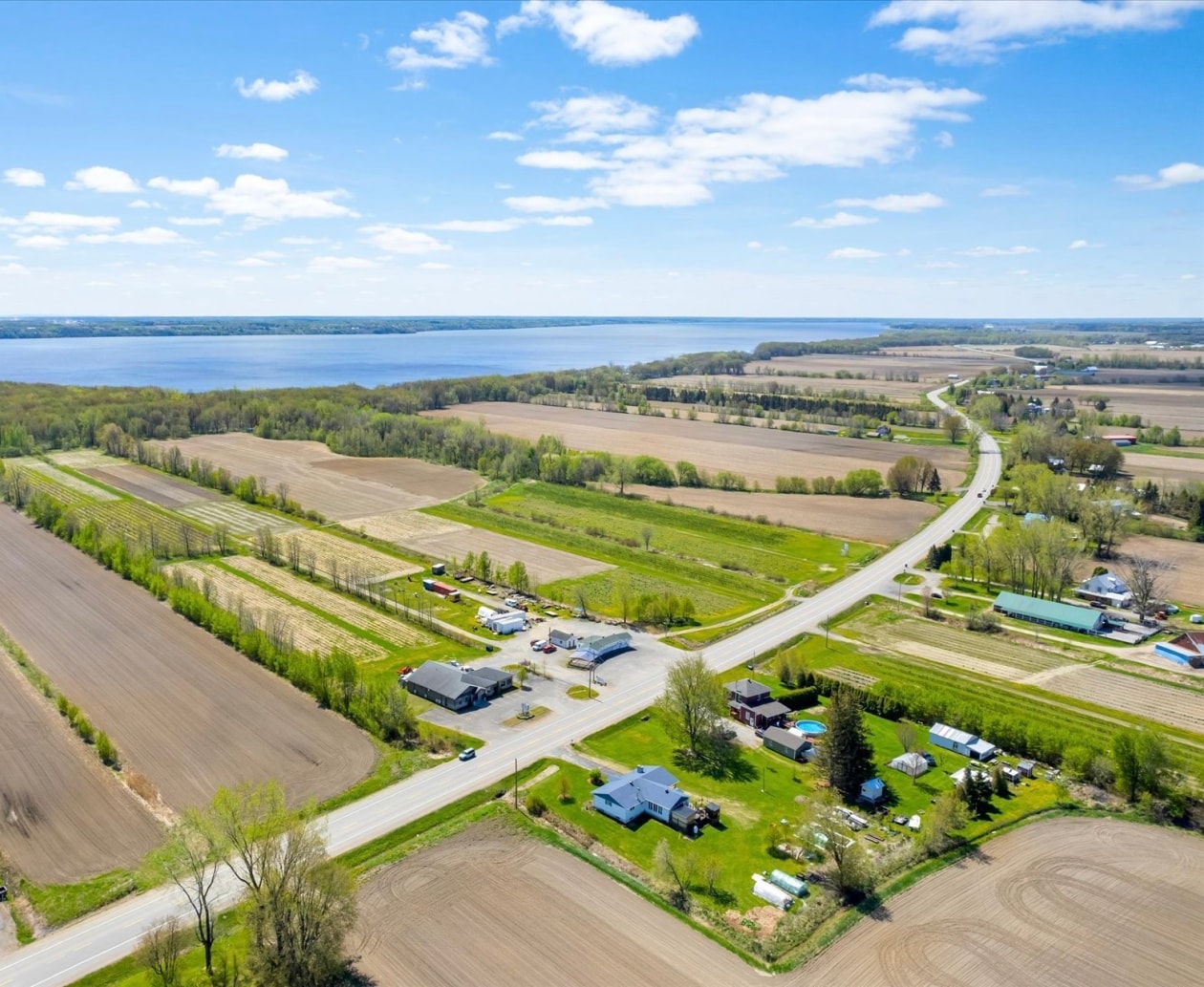 Photo aérienne — 745X Rue Principale, Sainte-Anne-de-la-Pérade