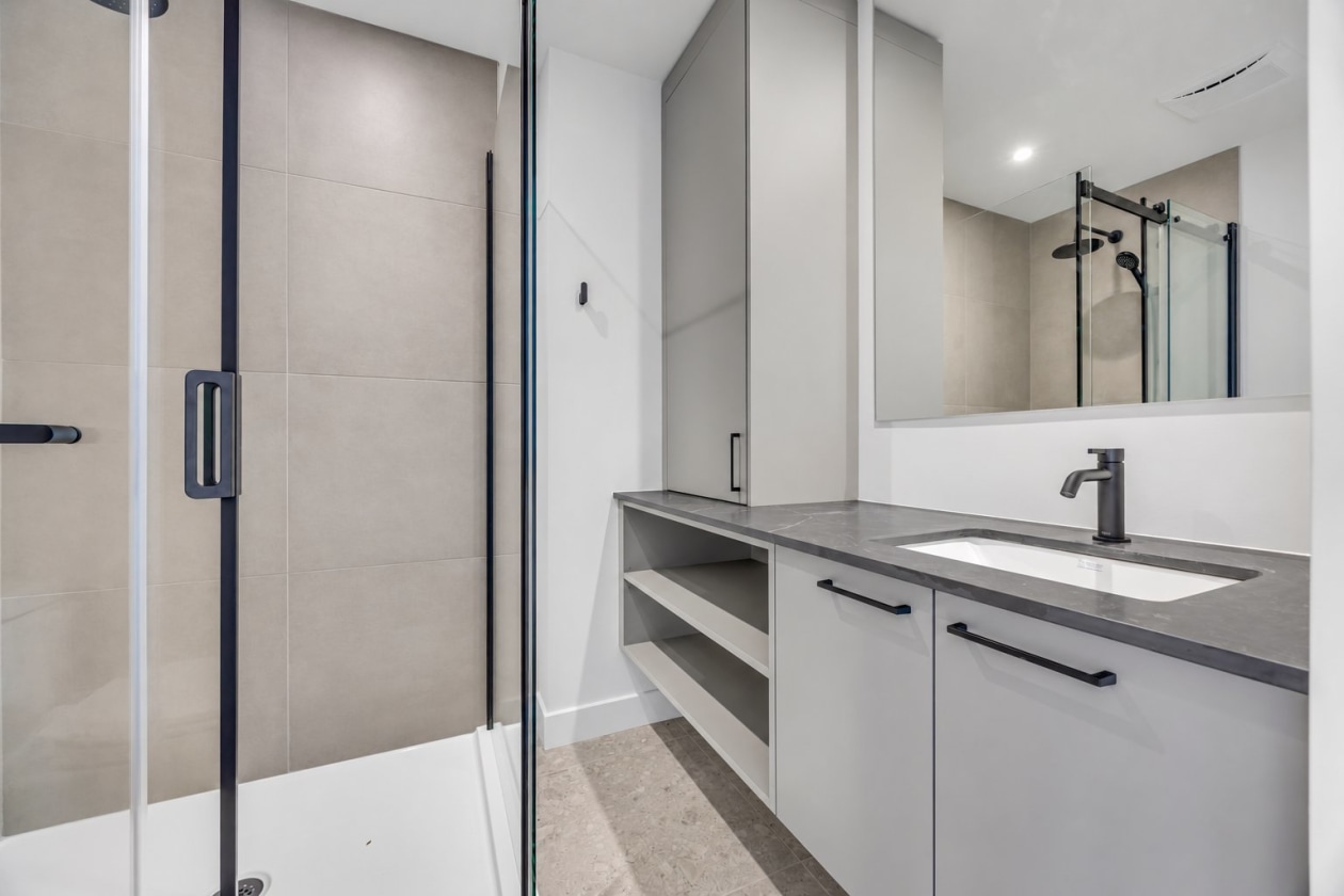 Salle de bains — 1300 Av. de Germain-des-Prés, Québec