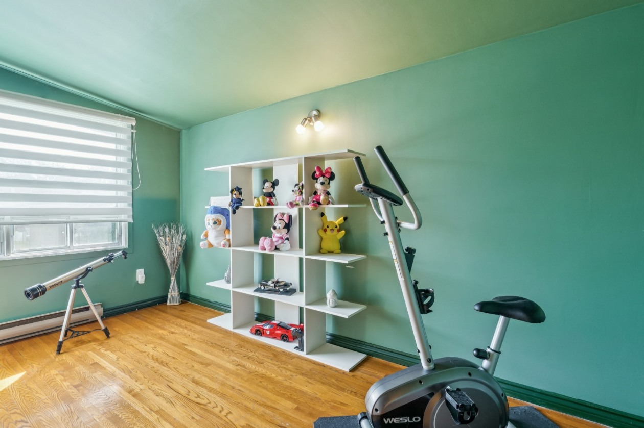 Chambre à coucher — 11560 Av. des Violettes, Montréal