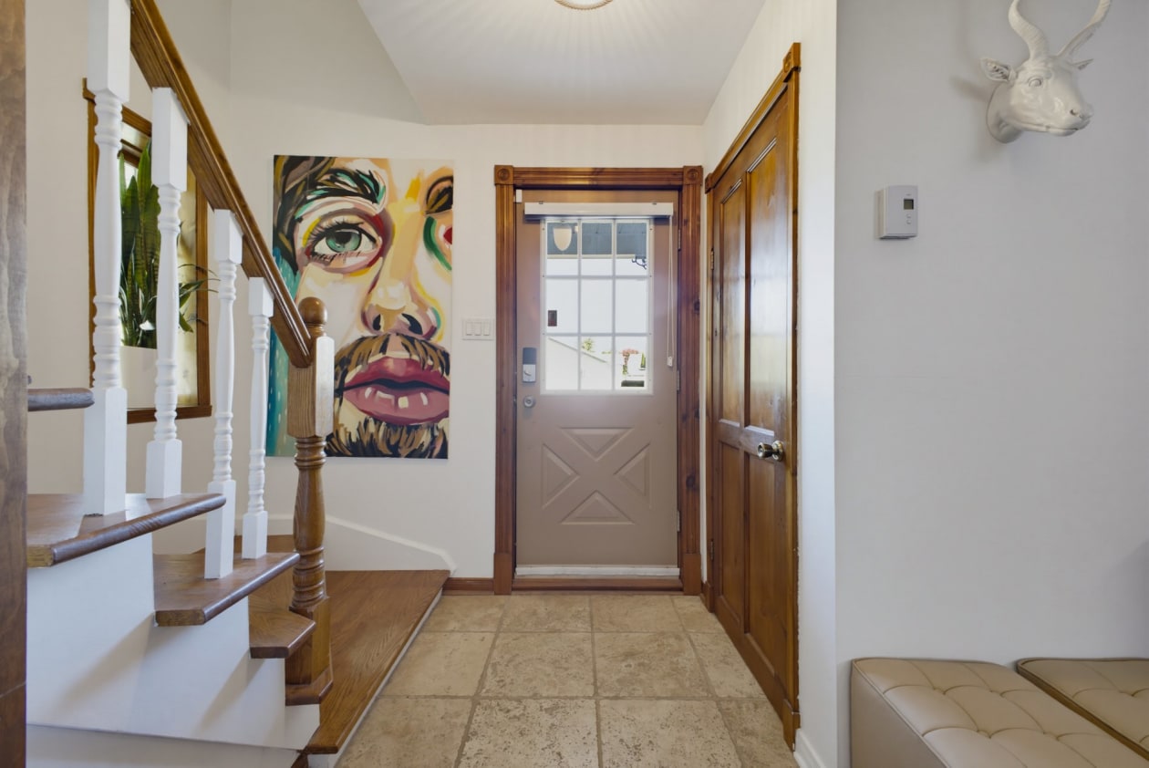 Hall d'entrée — 600 Av. des Colombes, Saint-Jérôme