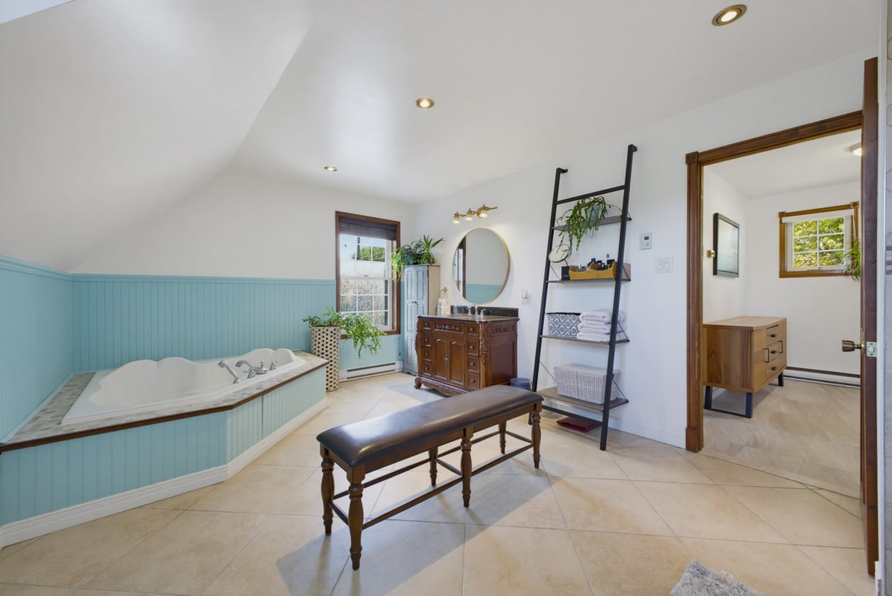 Salle de bains — 600 Av. des Colombes, Saint-Jérôme
