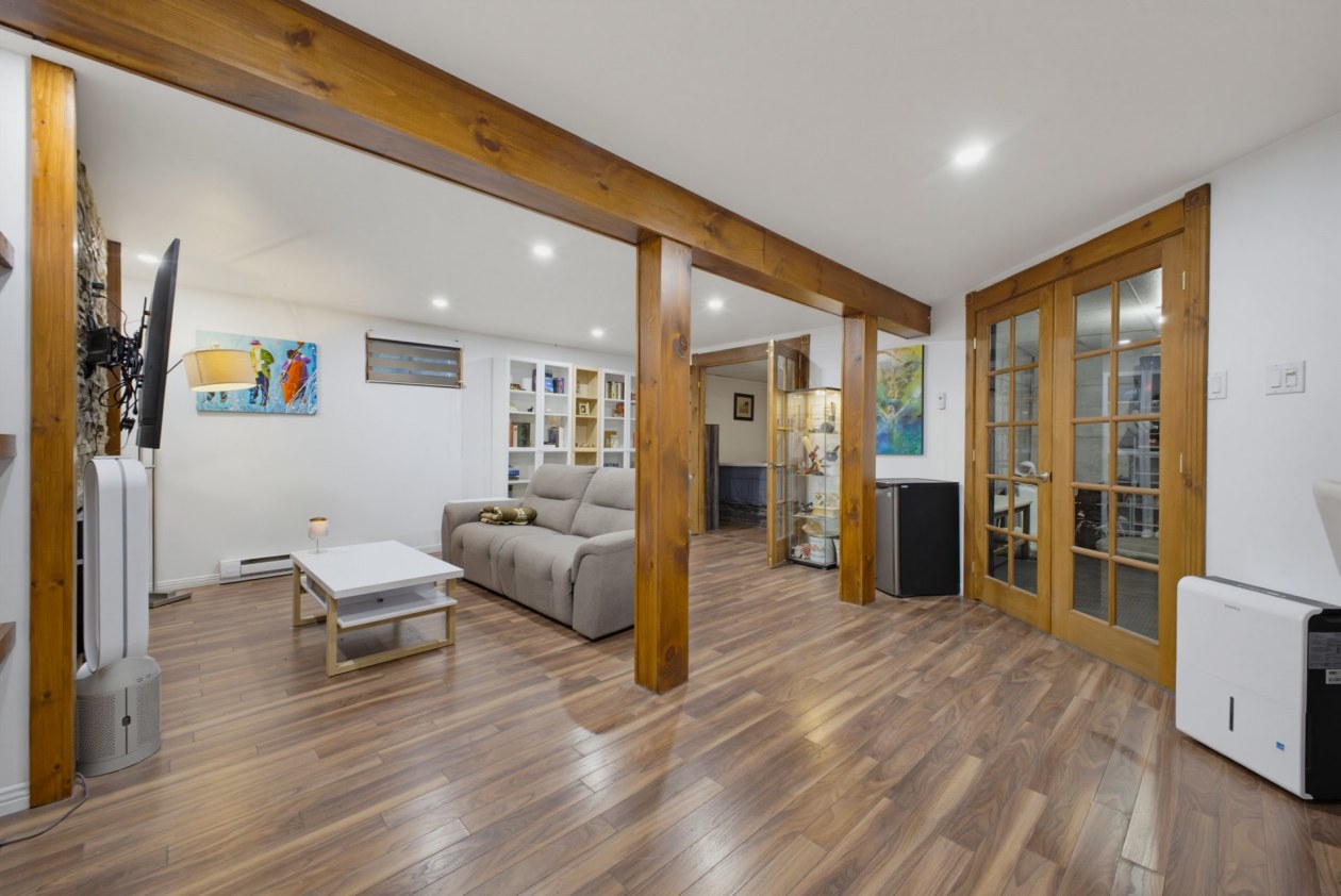 Salle familiale — 600 Av. des Colombes, Saint-Jérôme