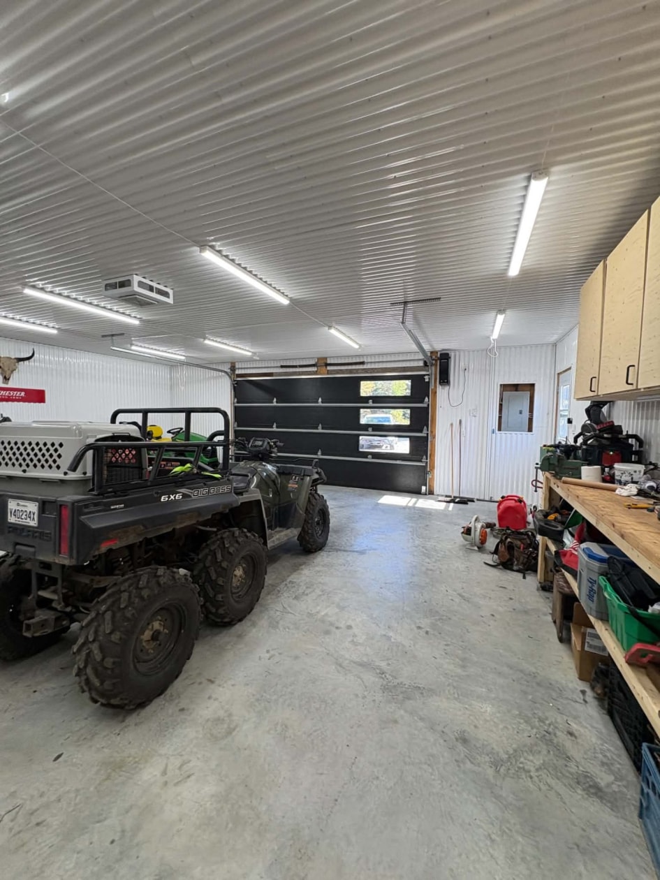 Garage — 1600 Ch. Goloka, Saint-Honoré