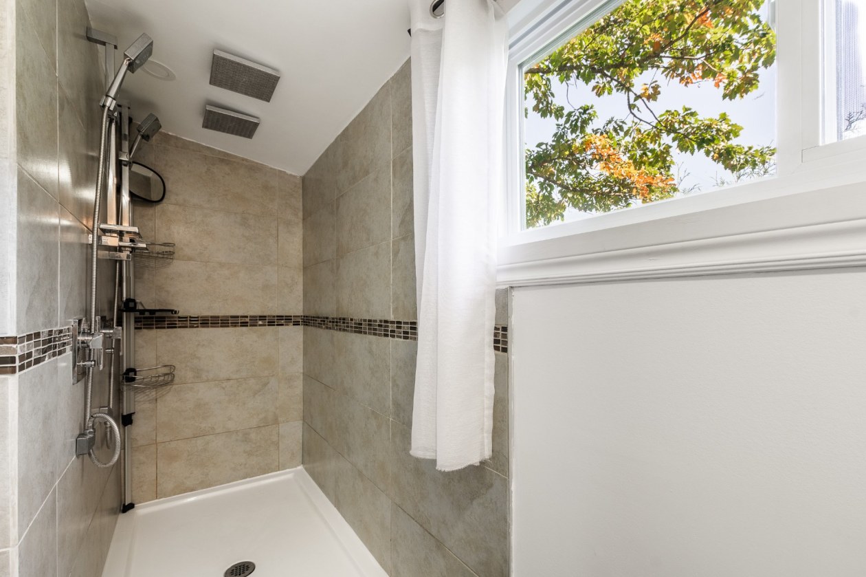 Salle de bains — 95 40e Avenue, Saint-Blaise-sur-Richelieu