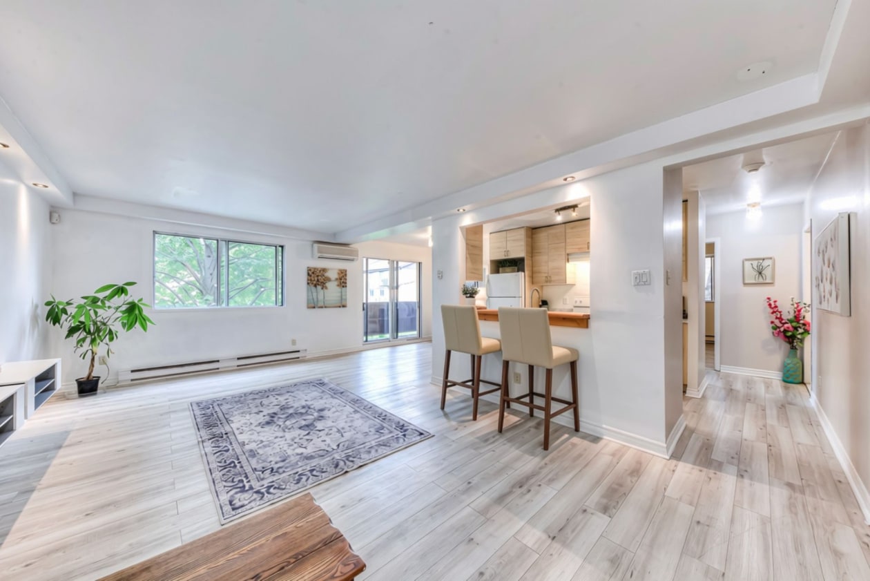 Overview — 2475 Av. Aumont, Brossard
