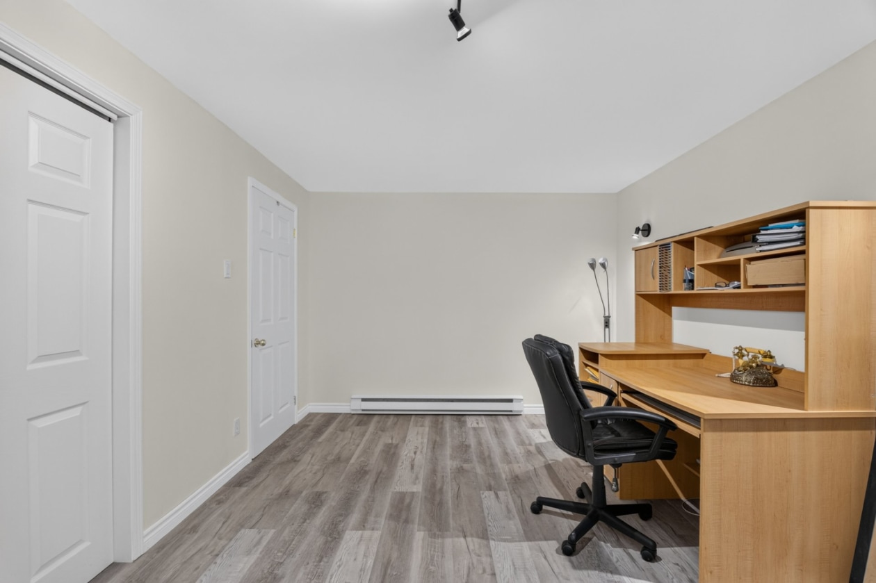 Bureau — 1343 Rue Hamann, Québec