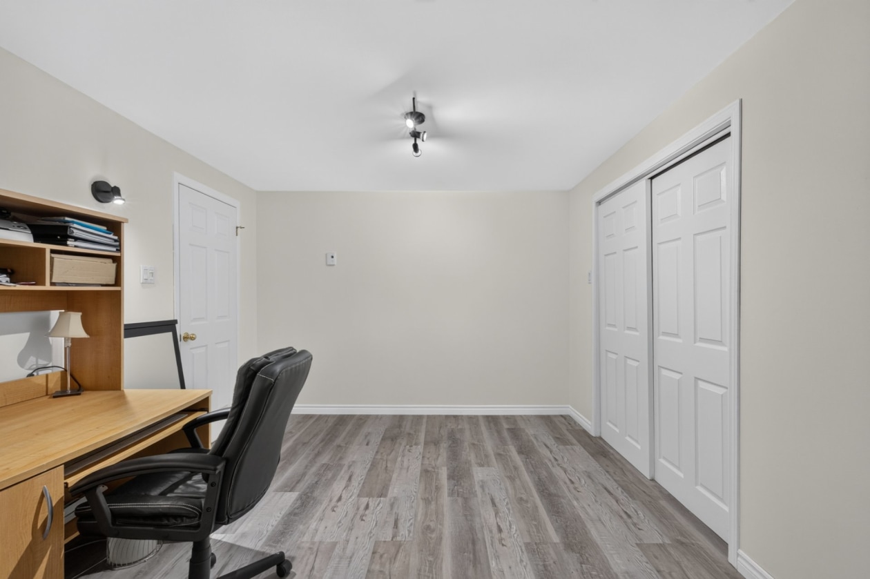 Bureau — 1343 Rue Hamann, Québec