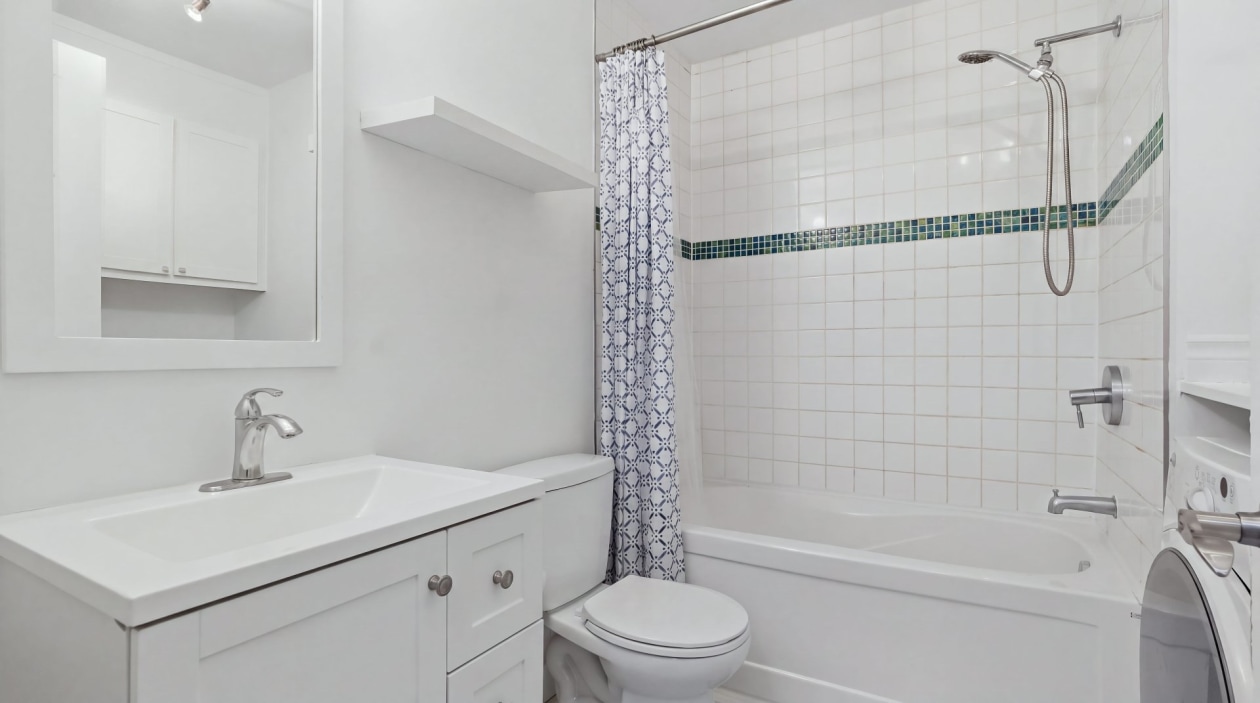 Salle de bains — 5115 6e Avenue O., Québec