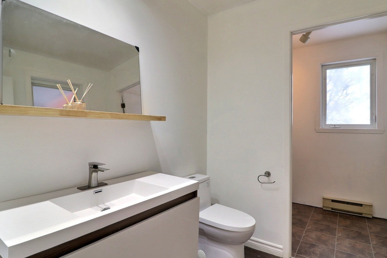 Salle d'eau — 527 Rue du Gîte, Québec