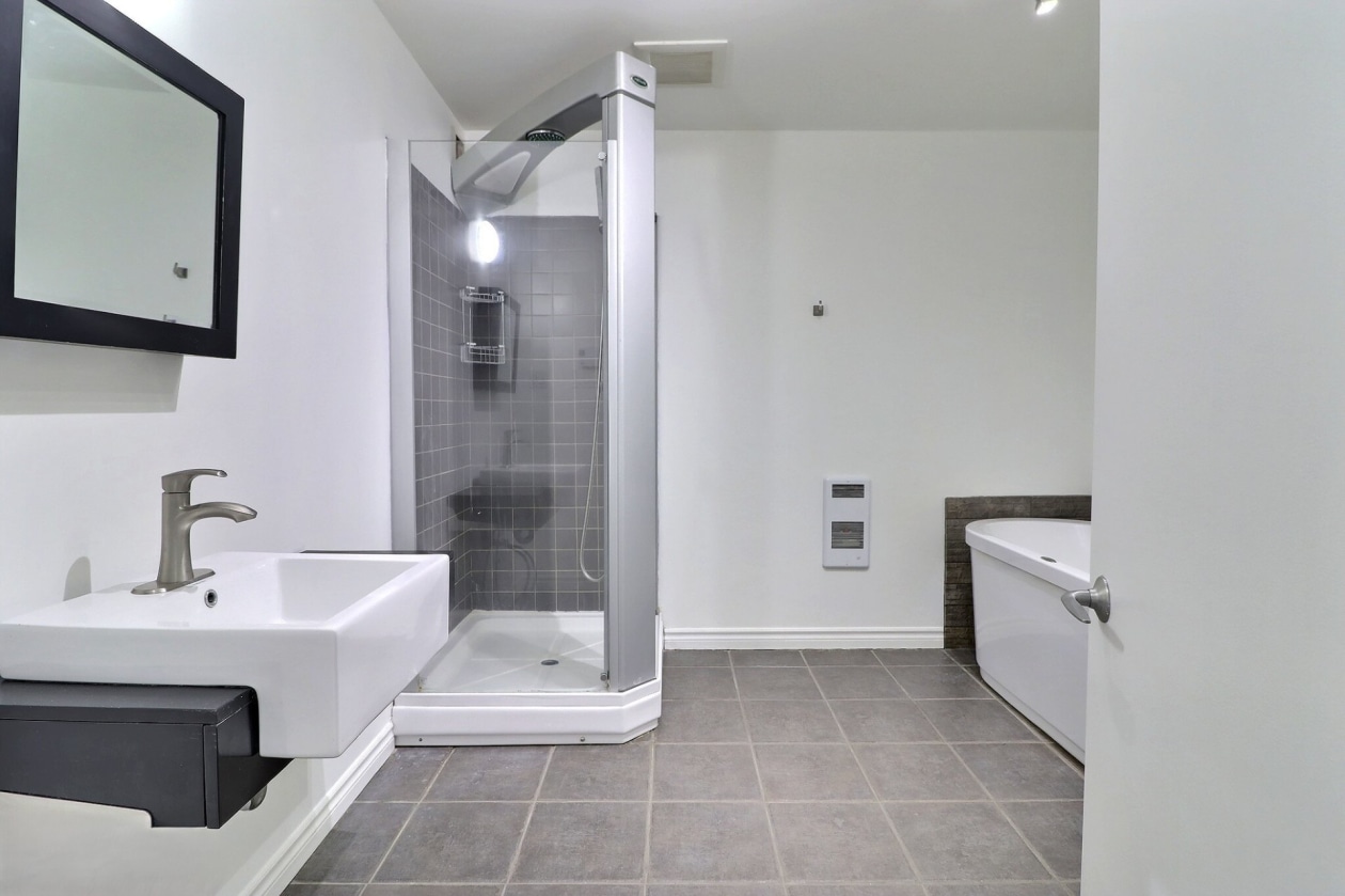 Salle de bains — 527 Rue du Gîte, Québec