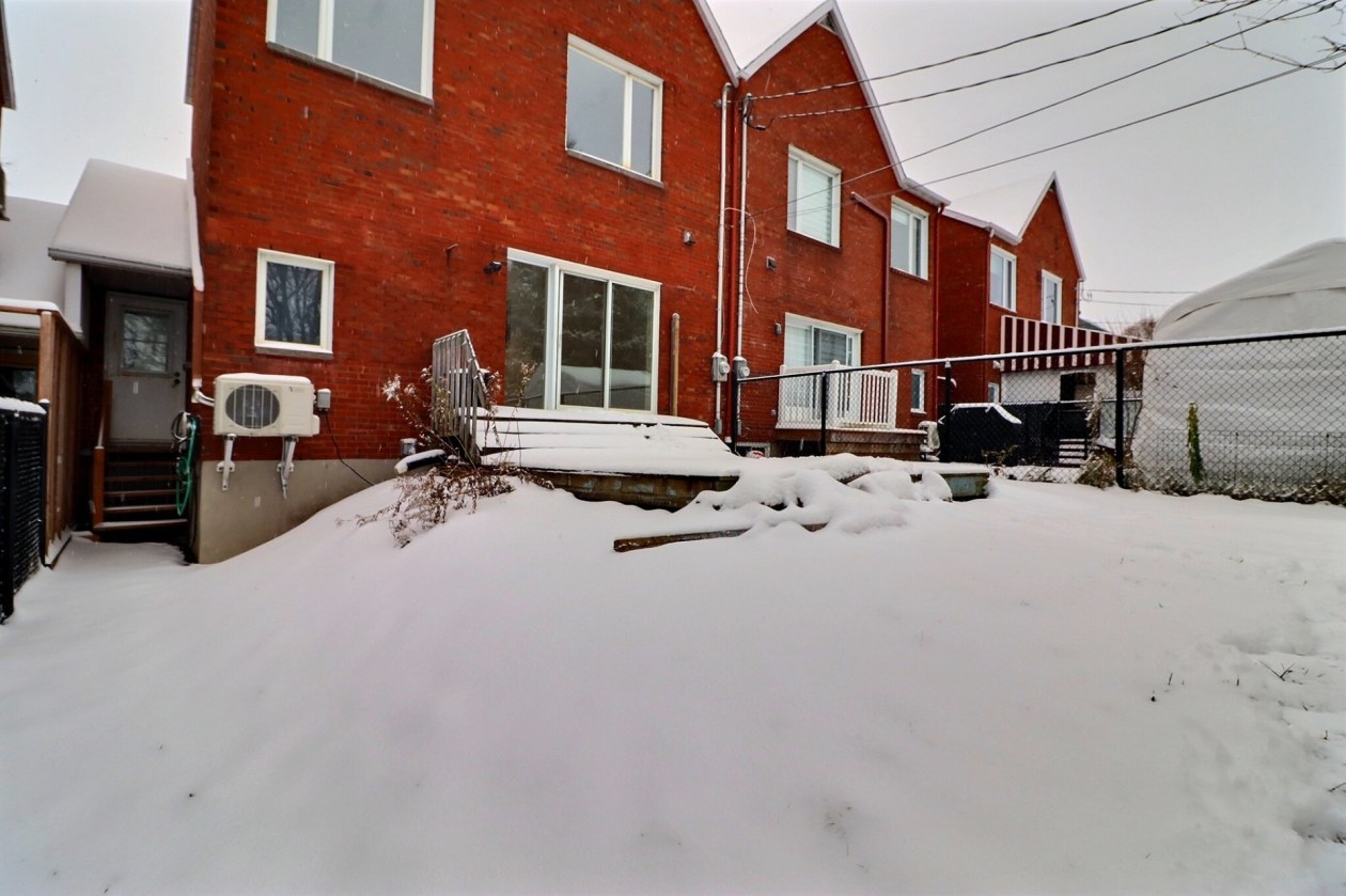 Face arrière — 527 Rue du Gîte, Québec