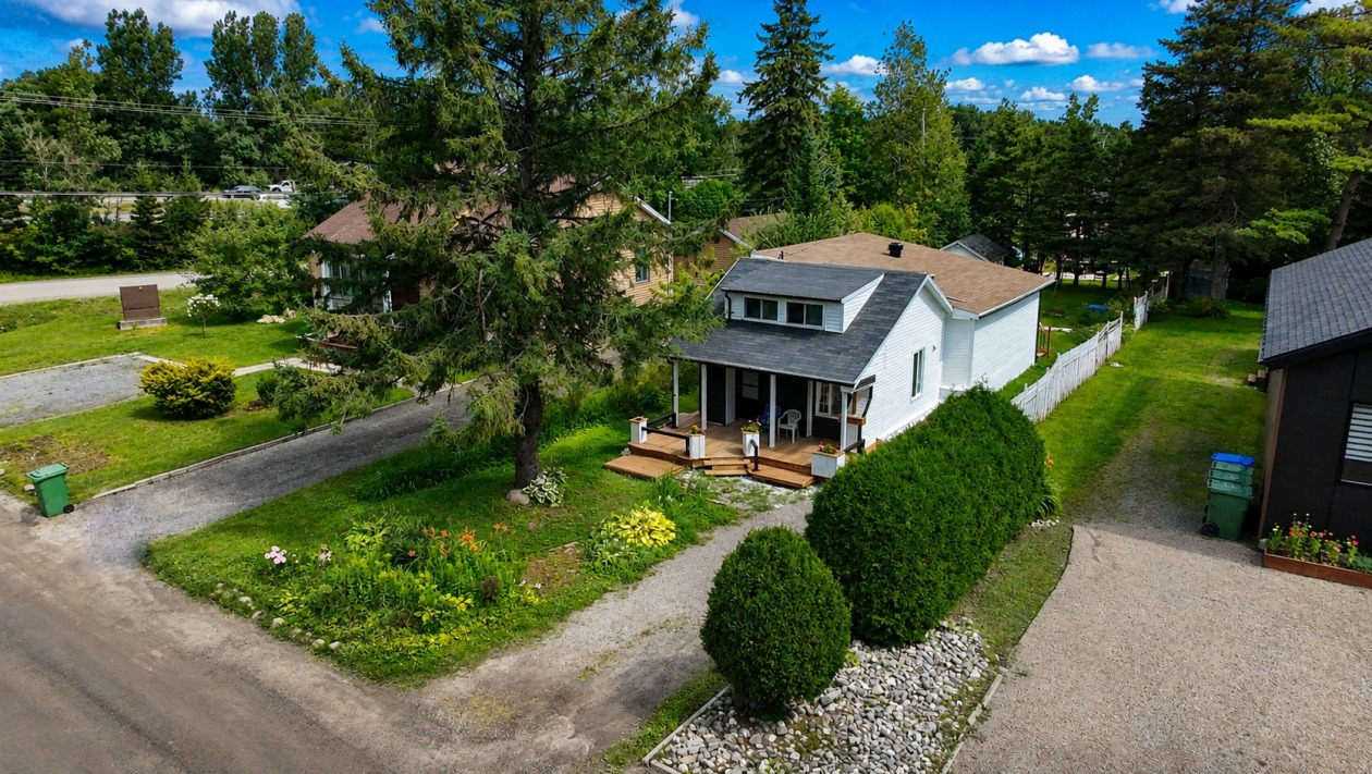 Photo aérienne — 37 Rue des Coccinelles, Québec