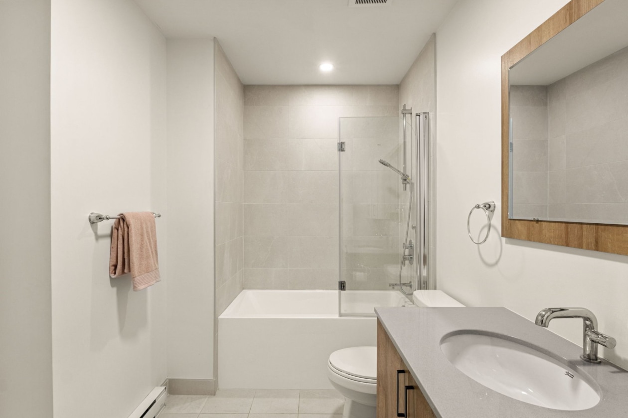 Salle de bains — 52 Rue René-Vachon, Salaberry-de-Valleyfield