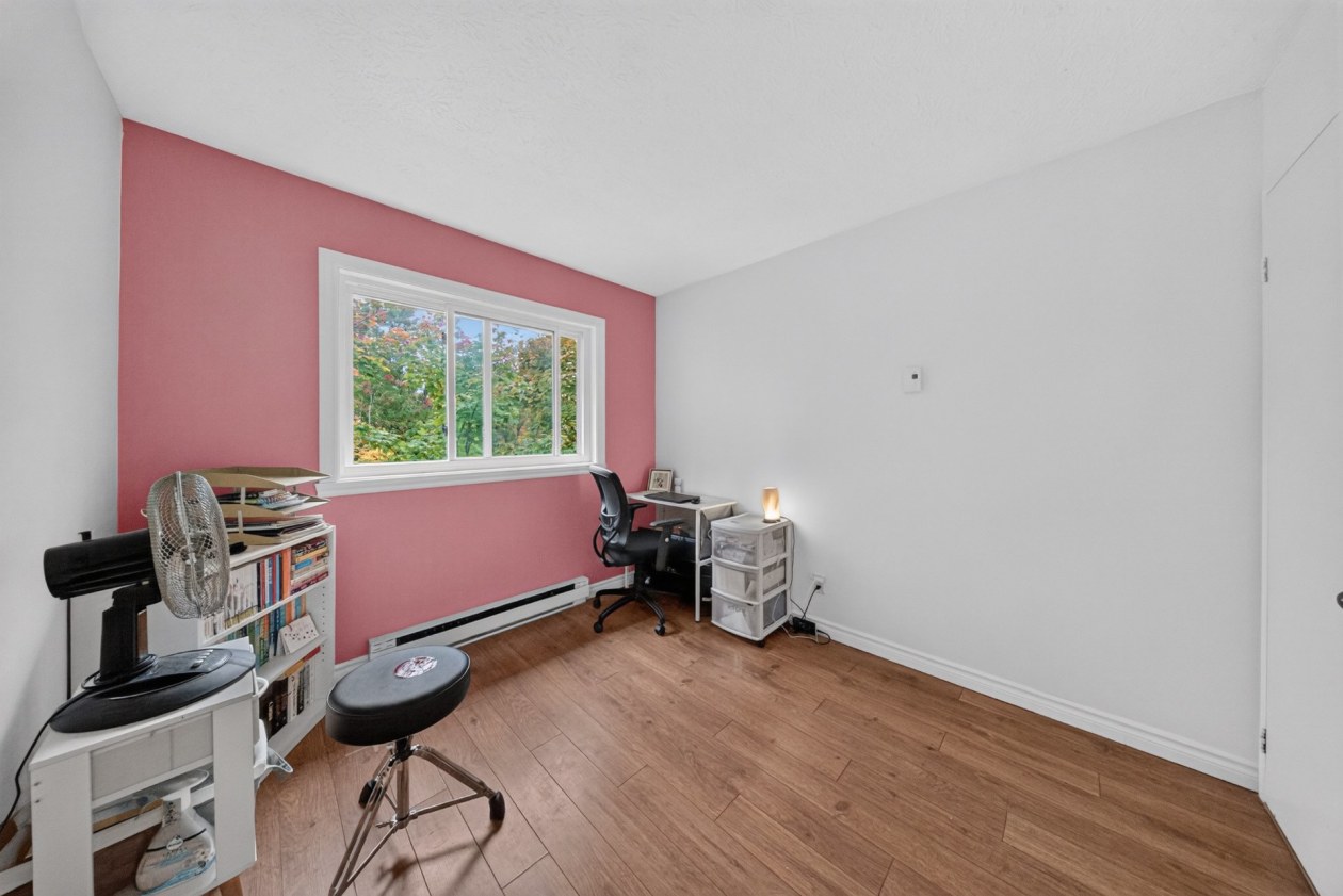 Chambre à coucher — 1030 Rue Le Corbusier, Granby