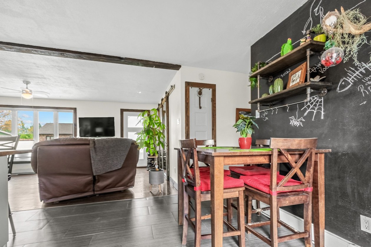 Salle à manger — 432 Rue du Campestre, Québec