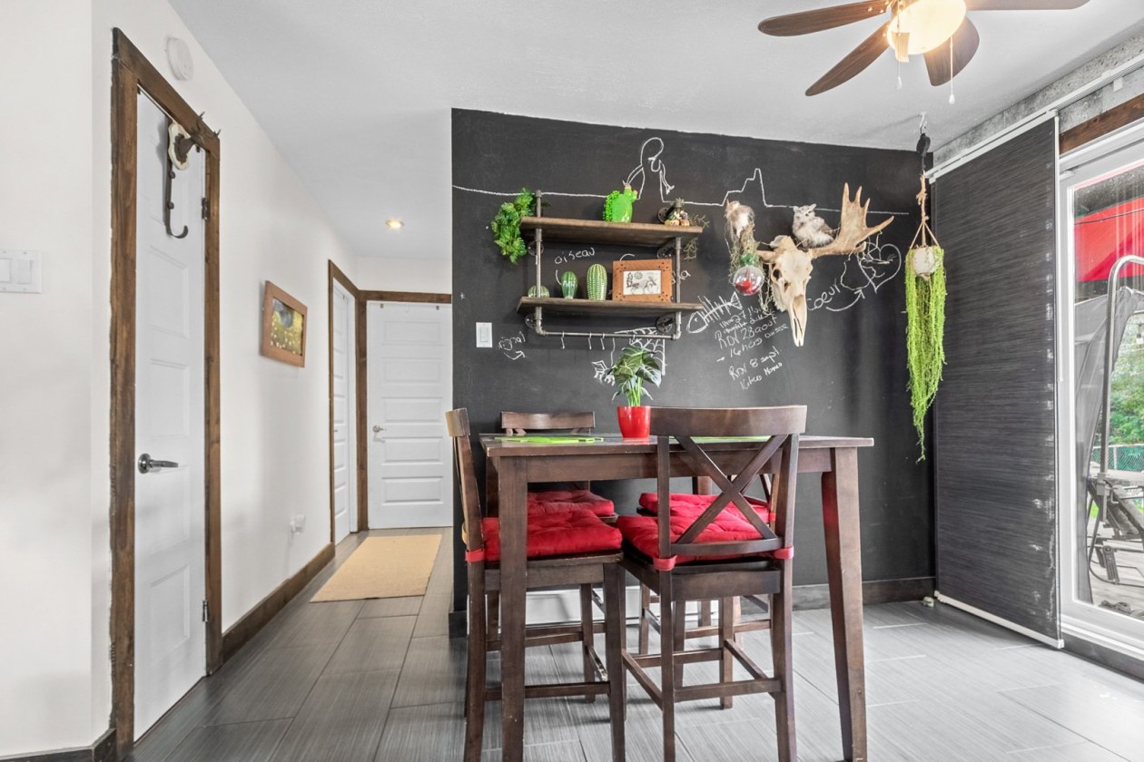Salle à manger — 432 Rue du Campestre, Québec
