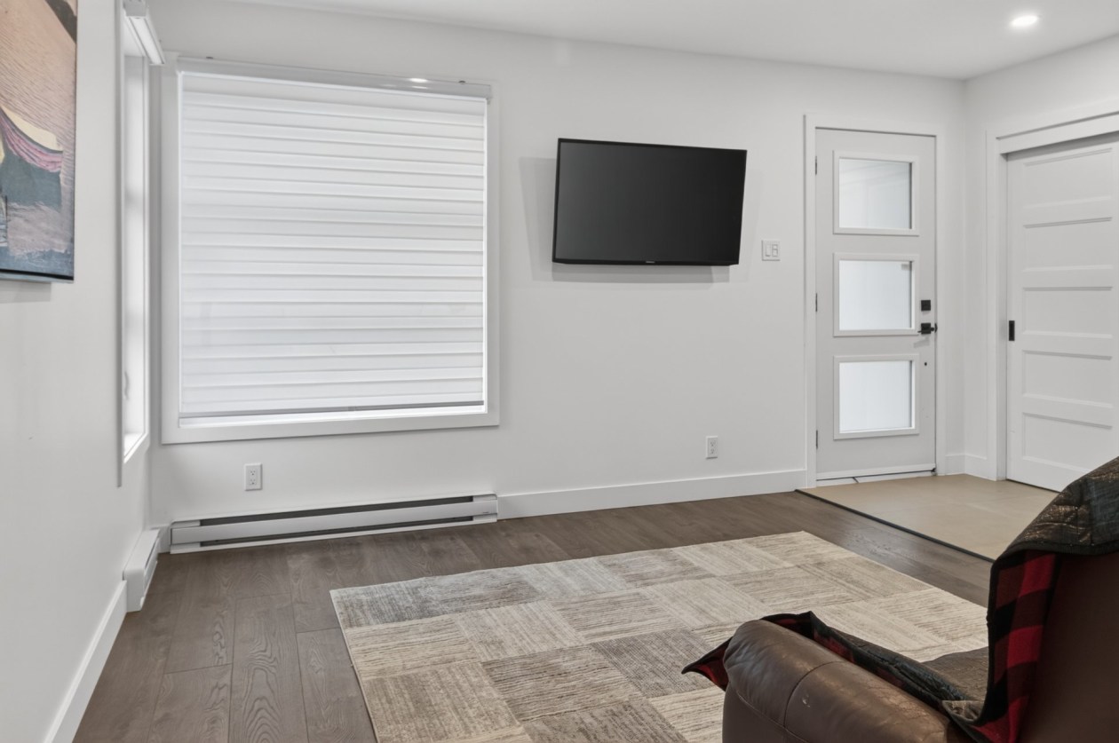 Living room — 2195 Rue Pierre-Matte, Shawinigan