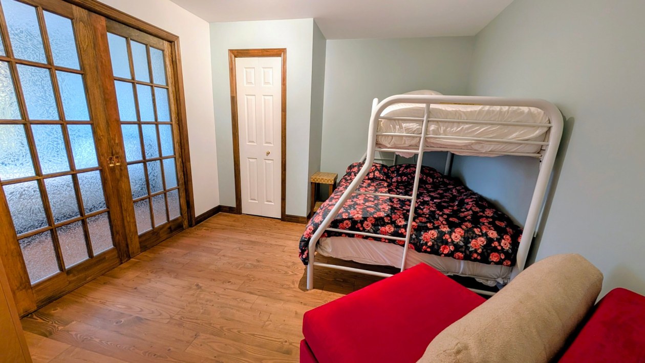 Chambre à coucher — 149 Ch. du Bon-Air, Stoneham-et-Tewkesbury