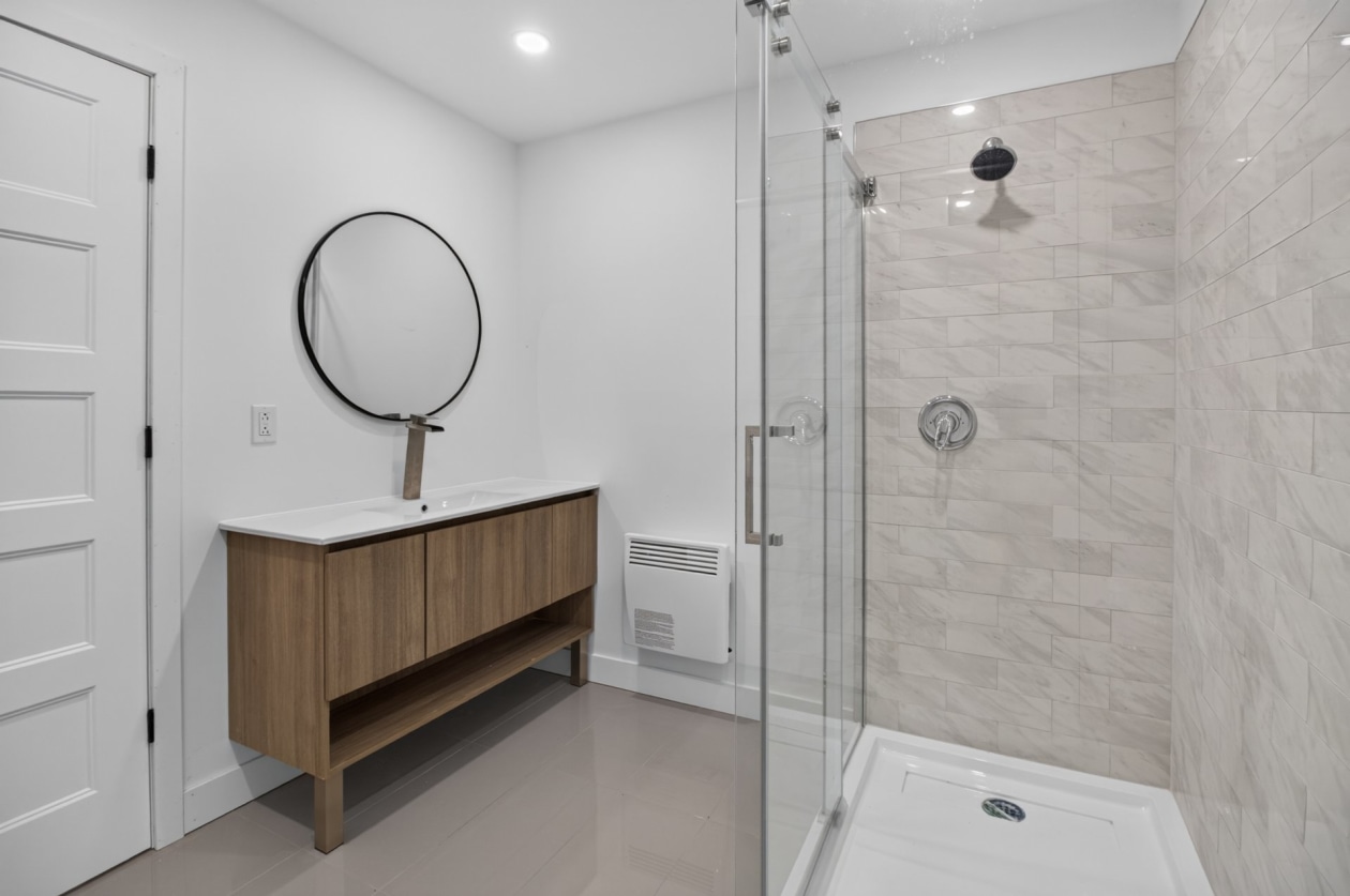 Salle de bains — 2195 Rue Pierre-Matte, Shawinigan