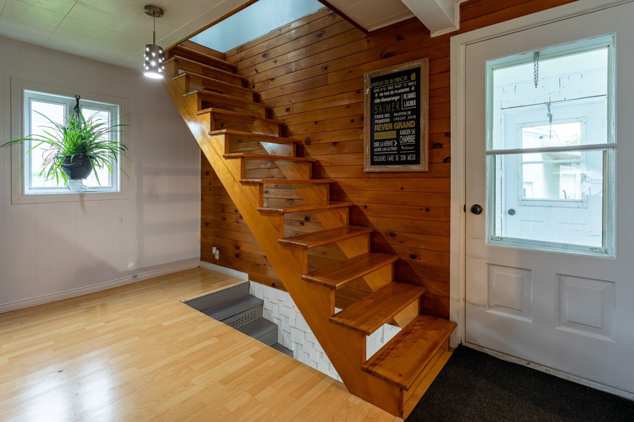 Hall d'entrée — 421 Rue de l'Alouette, Shawinigan