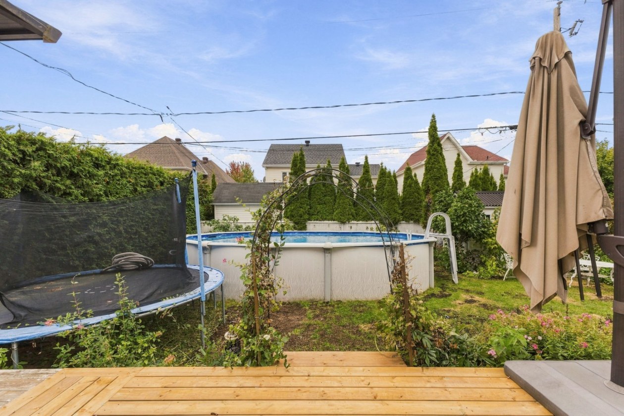 Piscine — 43 Rue du Cabernet, Gatineau