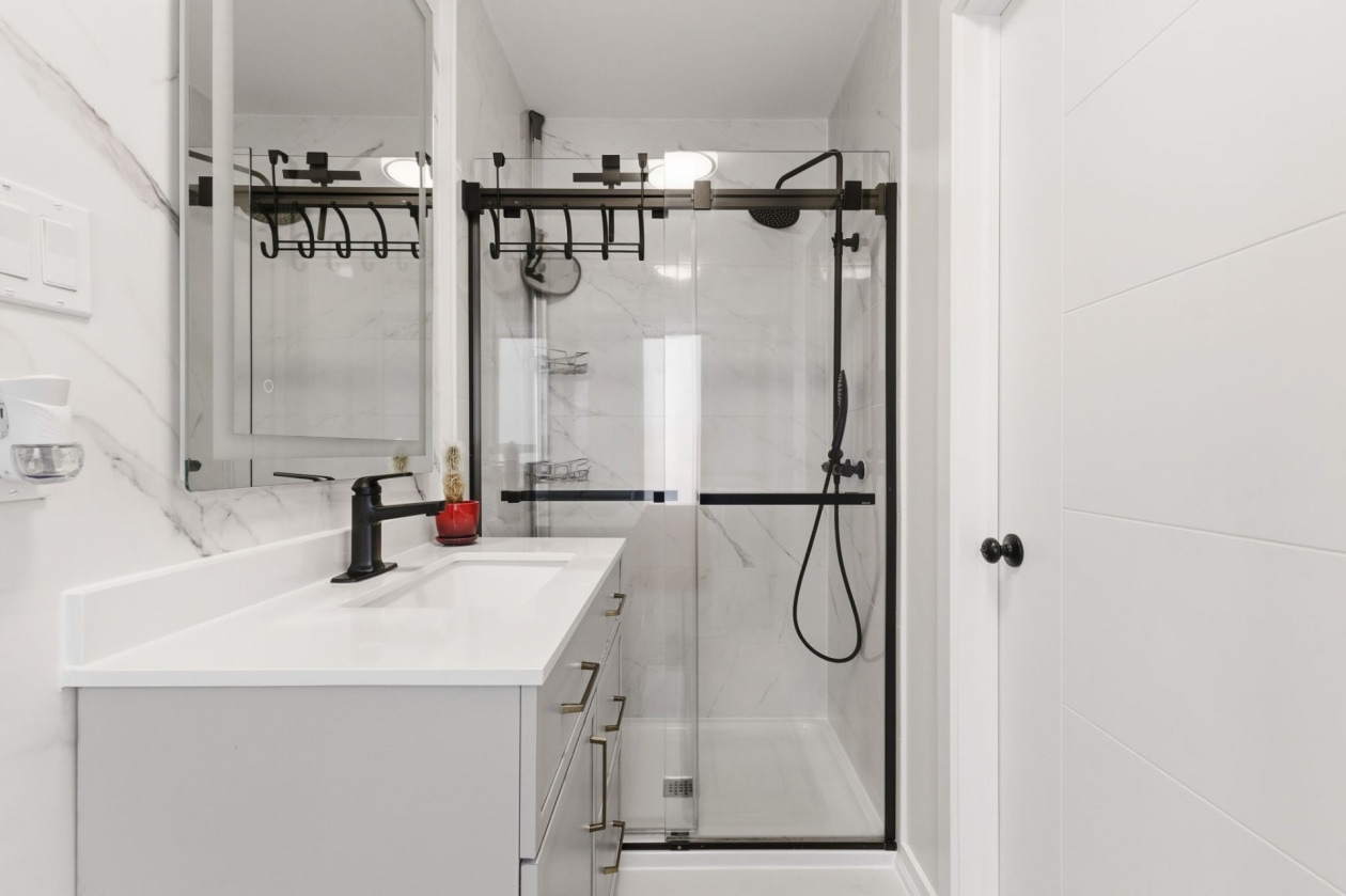 Salle de bains — 43 Rue du Cabernet, Gatineau