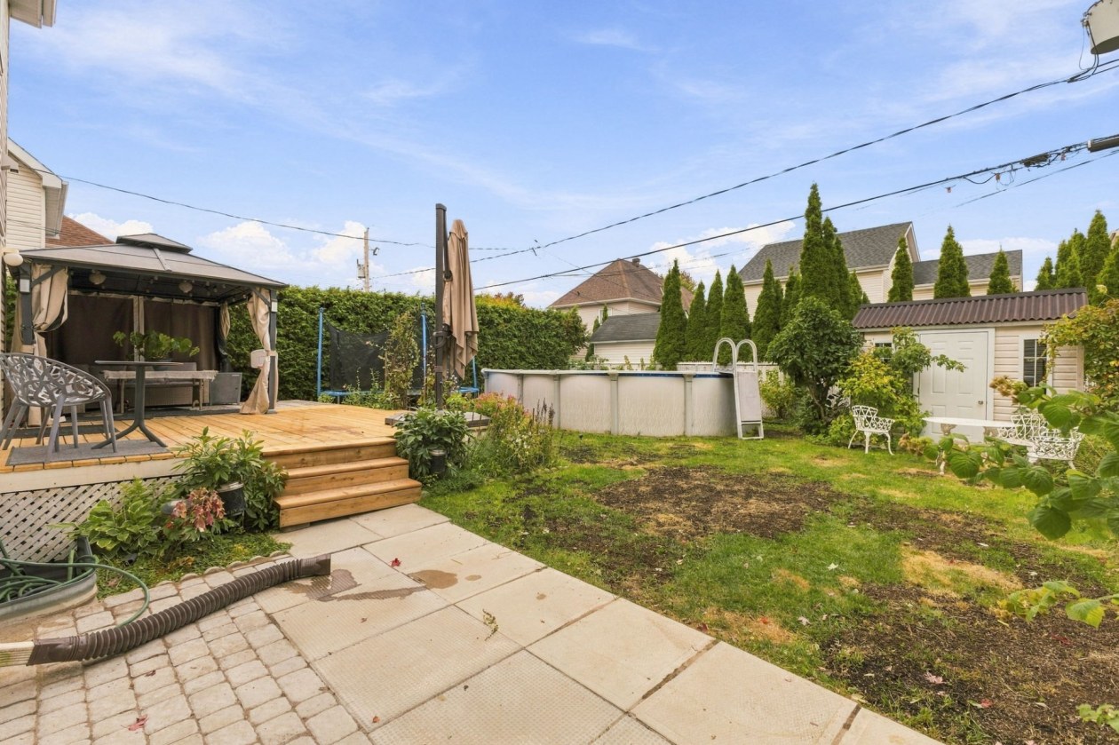 Cour — 43 Rue du Cabernet, Gatineau