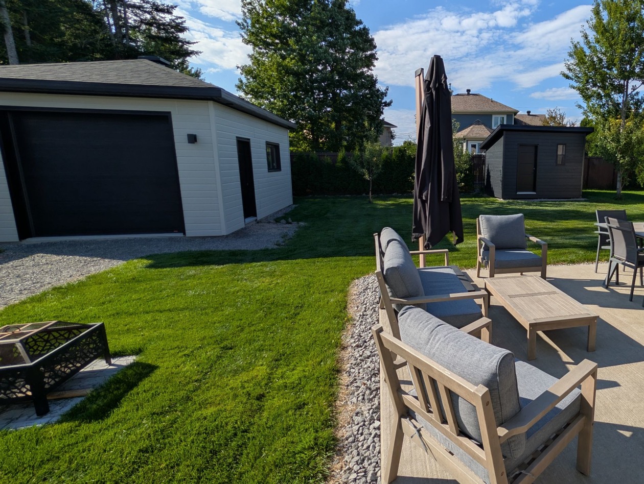 Cour — 49 Rue des Poiriers, Pont-Rouge