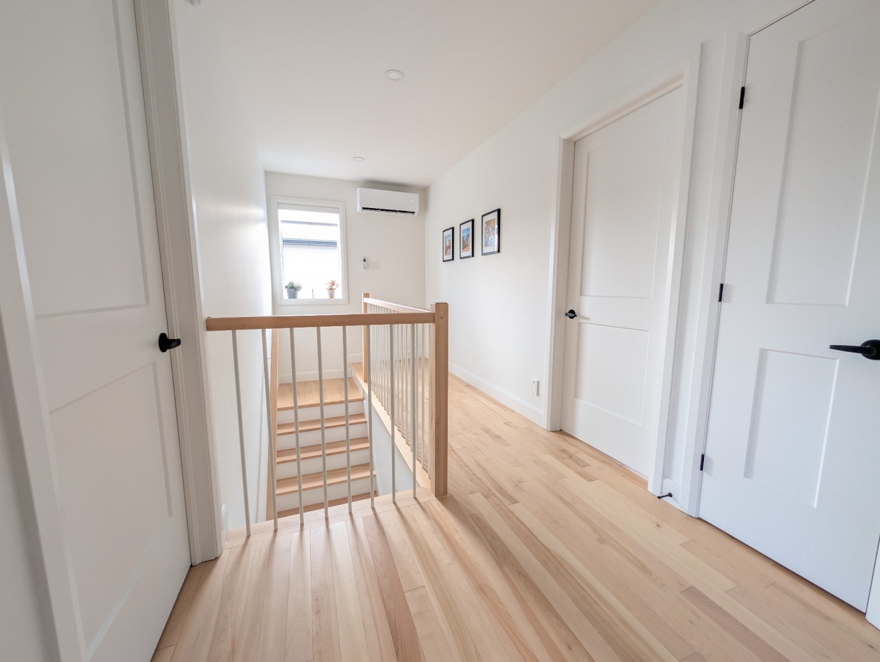 Corridor — 49 Rue des Poiriers, Pont-Rouge